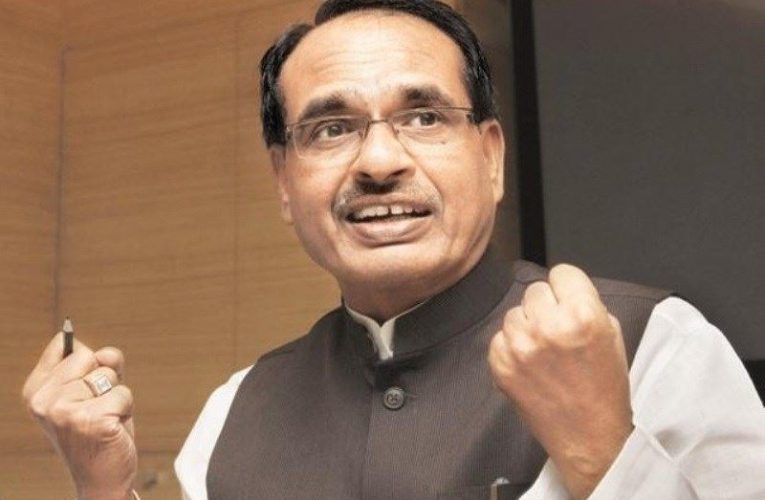 Madhya Pradesh CM Shivraj Singh Chouhan to Donate Blood Plasma For Treatment of COVID Patients